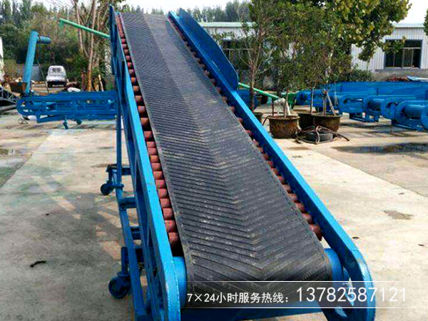 移動輸送機(jī)